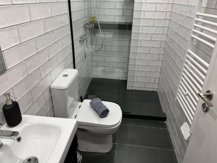 Industrial Studio / Alios 4 / Hilton Area أثينا المظهر الخارجي الصورة